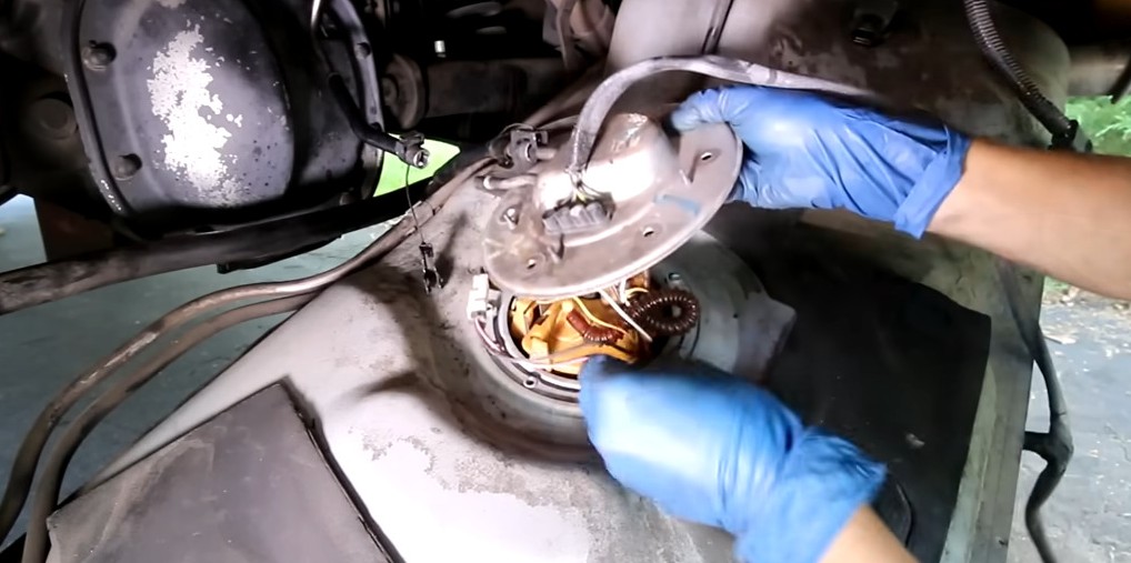 rempalcement pompe carburant