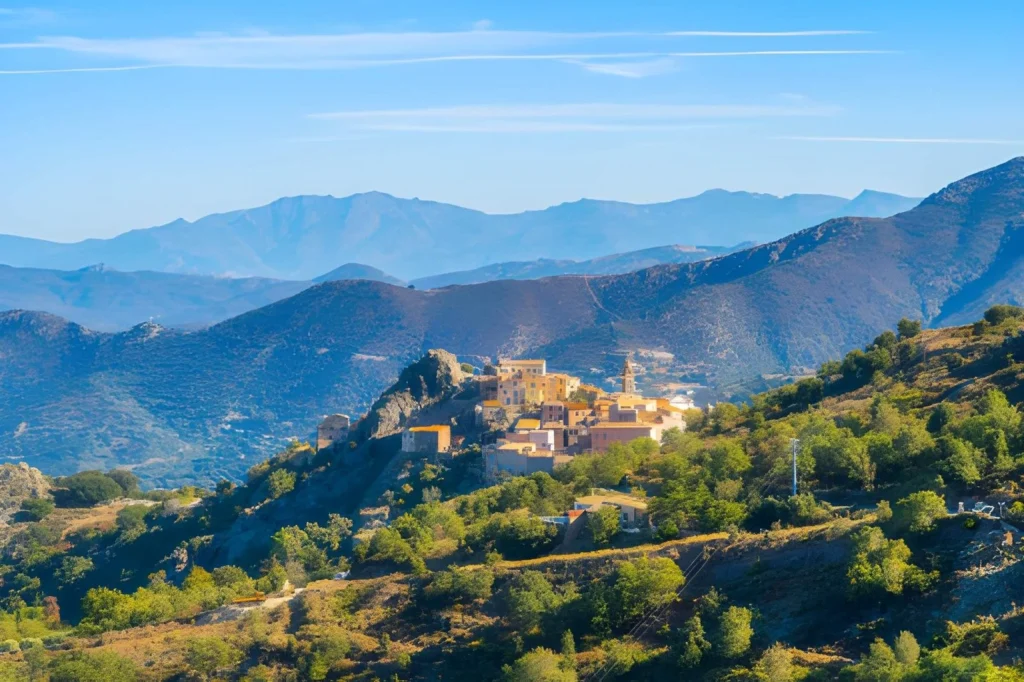 La Corse en 10 jours, mer et montagne sur le même tour